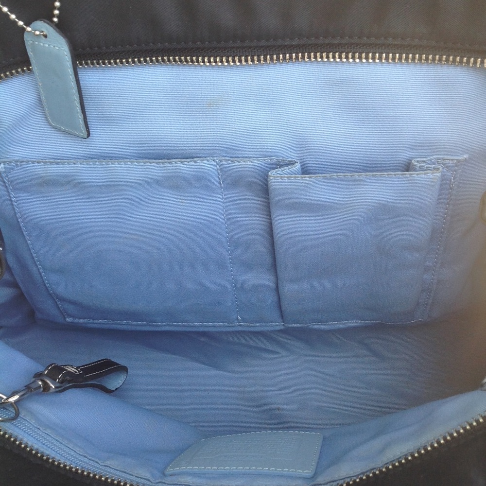 Rare Coach Carry All Hamptons Large Sateen Satchel - Picture 8 of 9